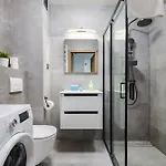 Apartment Nasypowa Spacious By Bookinghost