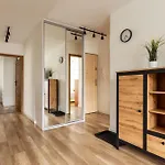 Apartment Nasypowa Spacious By Bookinghost