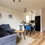 Apartment Nasypowa Spacious By Bookinghost *