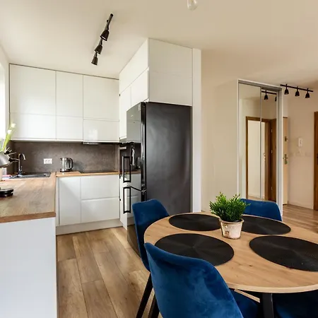 Nasypowa Spacious By Bookinghost