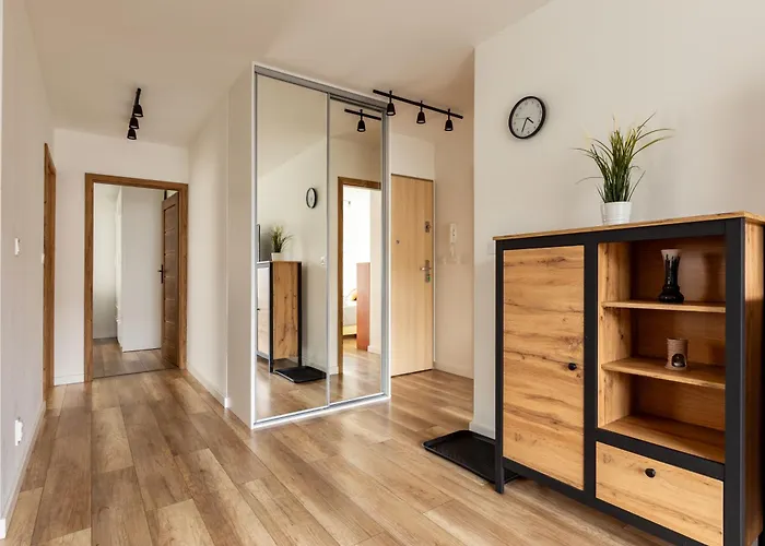 아파트 Nasypowa Spacious By Bookinghost