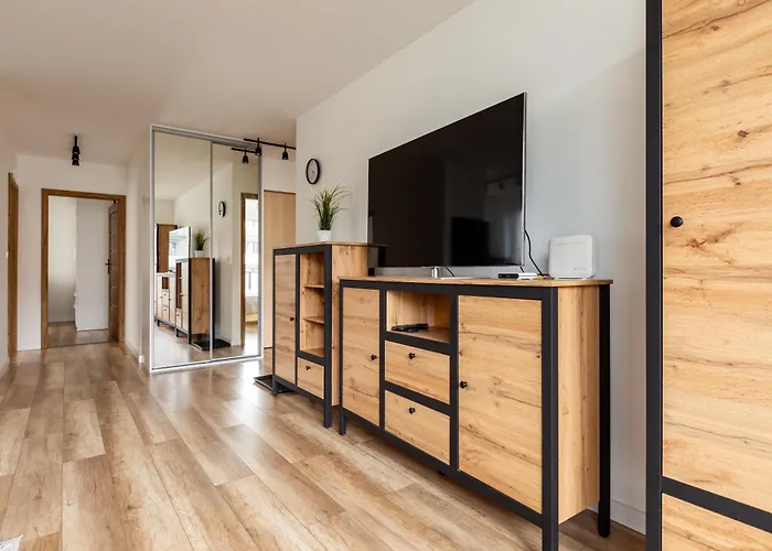 Nasypowa Spacious By Bookinghost * 그디니아